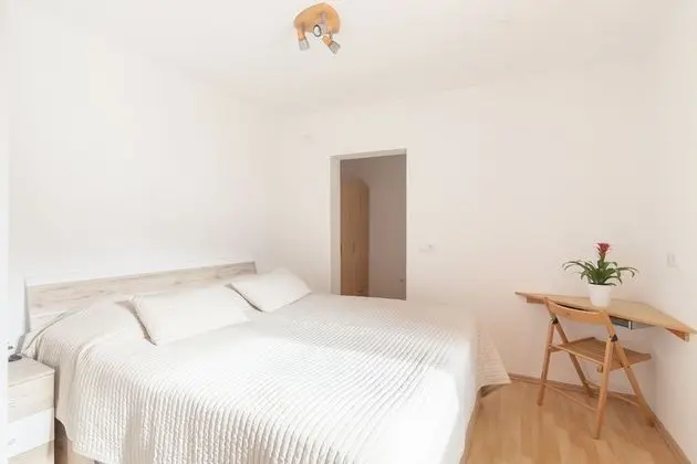 Comfort Apart Daire, Bahçe Manzaralı