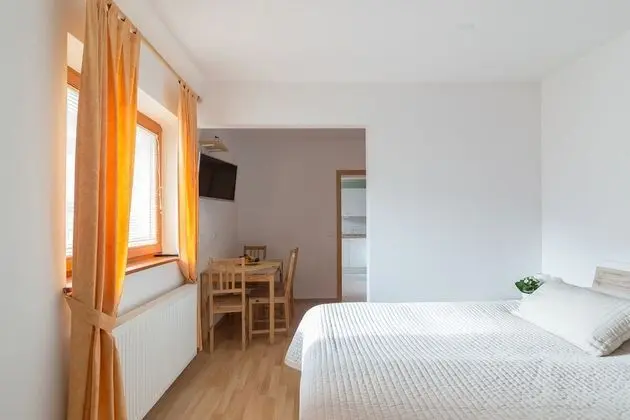 Comfort Apart Daire, Bahçe Manzaralı