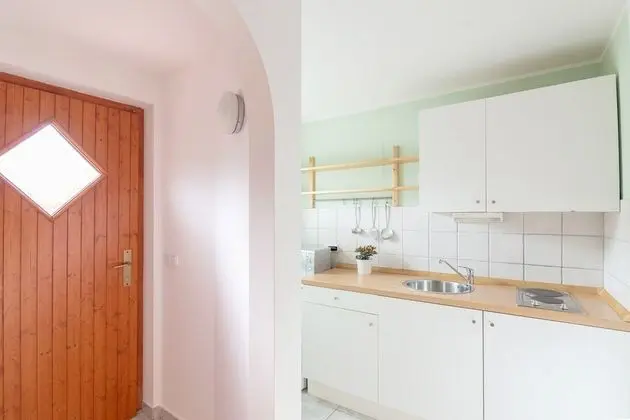 Comfort Apart Daire, Bahçe Manzaralı
