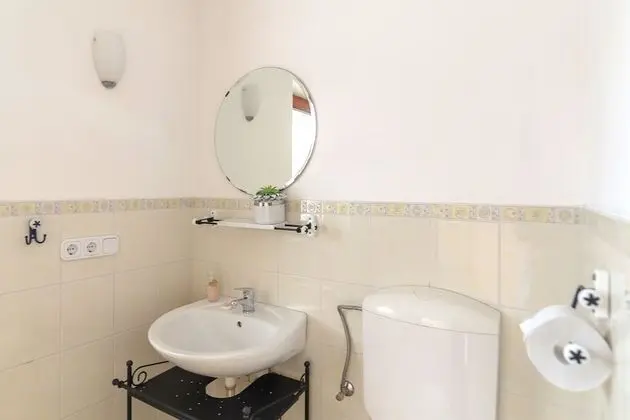 Comfort Apart Daire, Bahçe Manzaralı