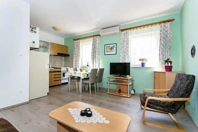 Classic Apart Daire, Birden Çok Yatak, Sigara İçilmez, Bahçe Manzaralı
