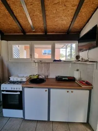 Stüdyo (Studio Apartment with Terrace)