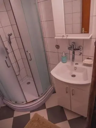 Apart Daire, 1 Yatak Odası, Teras, Bahçeli