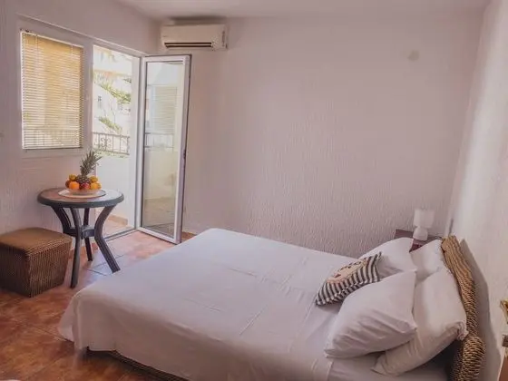 Tek Büyük Yataklı Oda, Balkon