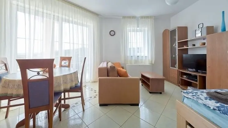 Studio with Terrace