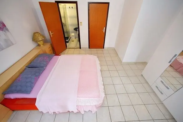 Apart Daire, 1 Çift Kişilik Yatak