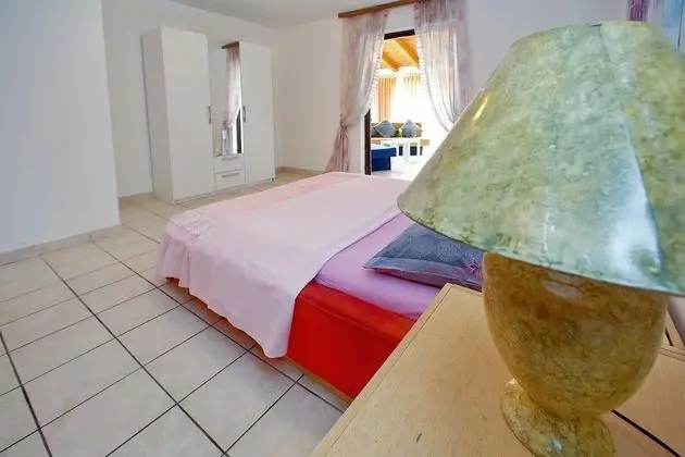 Apart Daire, 1 Çift Kişilik Yatak