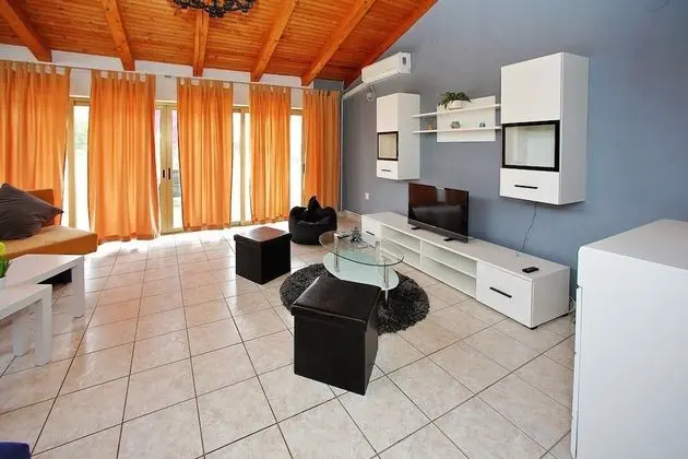 Apart Daire, 1 Çift Kişilik Yatak