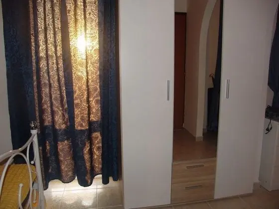 Apart Daire, 1 Çift Kişilik Yatak ve Çekyat