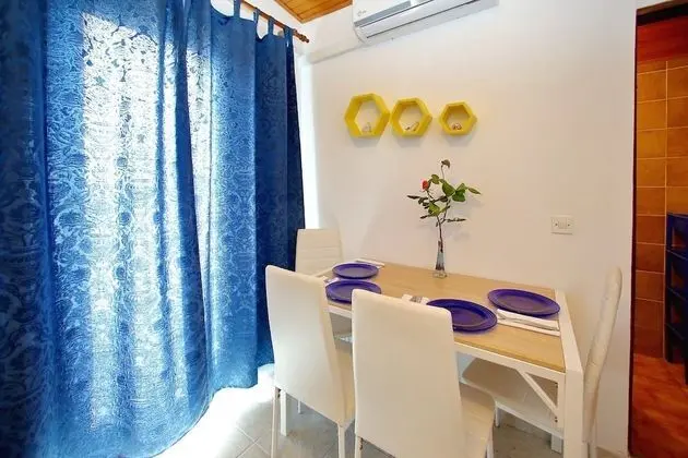 Apart Daire, 1 Çift Kişilik Yatak ve Çekyat