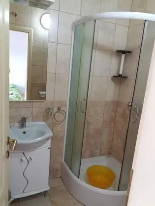 Stüdyo, Teras