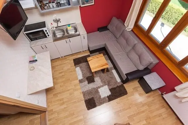 Apart Daire, Bahçe Manzaralı