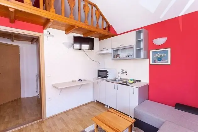 Apart Daire, Bahçe Manzaralı