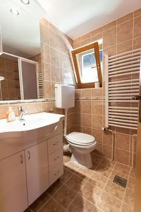 Apart Daire, Bahçe Manzaralı