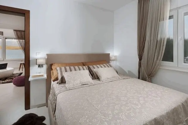 Royal Apartment A1