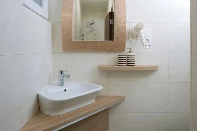 Royal Apartment A1