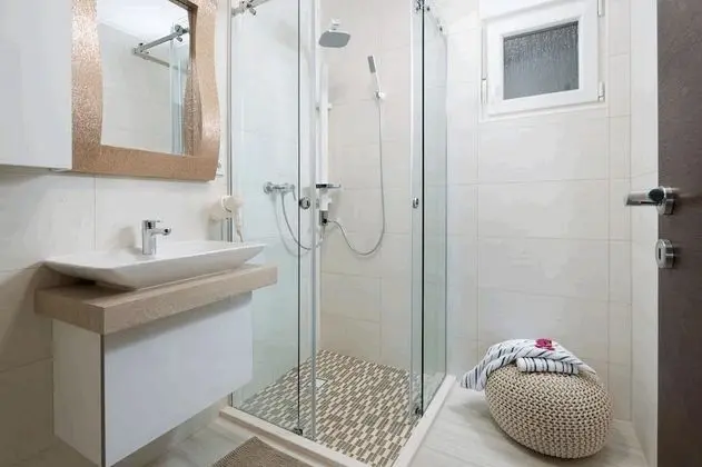 Royal Apartment A1