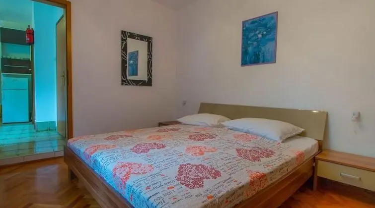 Apart Daire, 1 Yatak Odası (2)