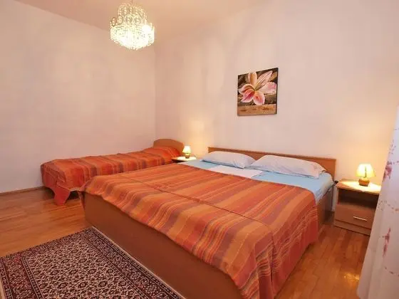 Apart Daire, 4 Yatak Odası (906/2111)