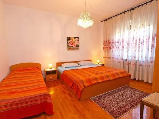 Apart Daire, 4 Yatak Odası (906/2111)