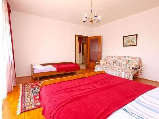 Apart Daire, 4 Yatak Odası (906/2111)