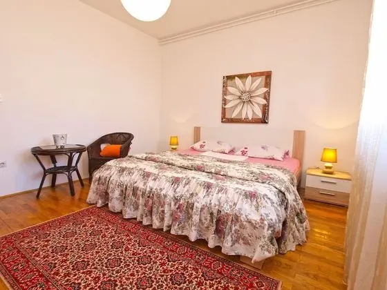 Apart Daire, 4 Yatak Odası (906/2111)