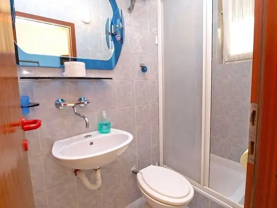 Apart Daire, 4 Yatak Odası (906/2111)