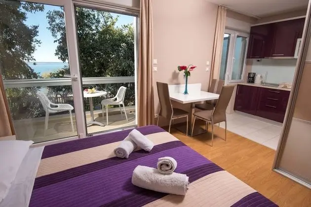 Stüdyo, Deniz Manzaralı (1)