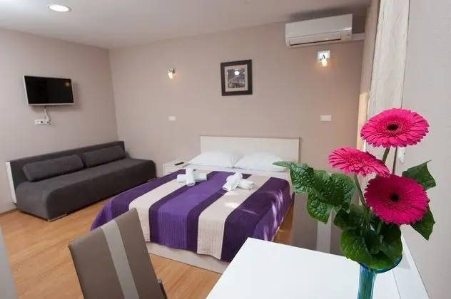 Stüdyo, Deniz Manzaralı (1)