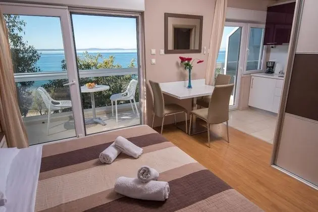 Stüdyo, Deniz Manzaralı (4)