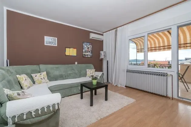 Apart Daire, 2 Yatak Odası, Balkon, Deniz Manzaralı