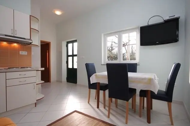 Apart Daire, 1 Çift Kişilik Yatak ve Çekyat