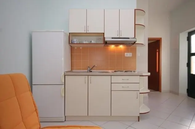 Apart Daire, 1 Çift Kişilik Yatak ve Çekyat