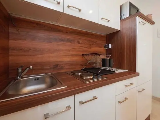 Apart Daire (Comfort Studio Apartment with Terrace)