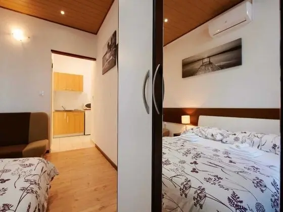 Apart Daire (Studio Apartment with Terrace 2 (Fili)