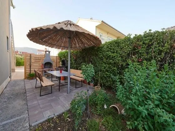 Apart Daire (Studio Apartment with Terrace 2 (Fili)