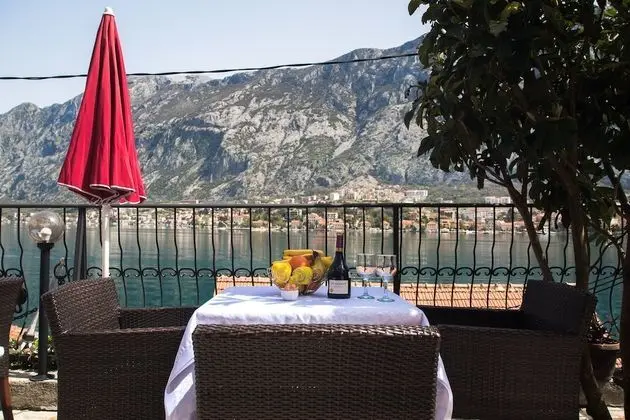 Stüdyo, Deniz Manzaralı