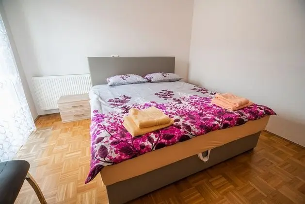 Apart Daire (Three Bedroom Apartment 3)