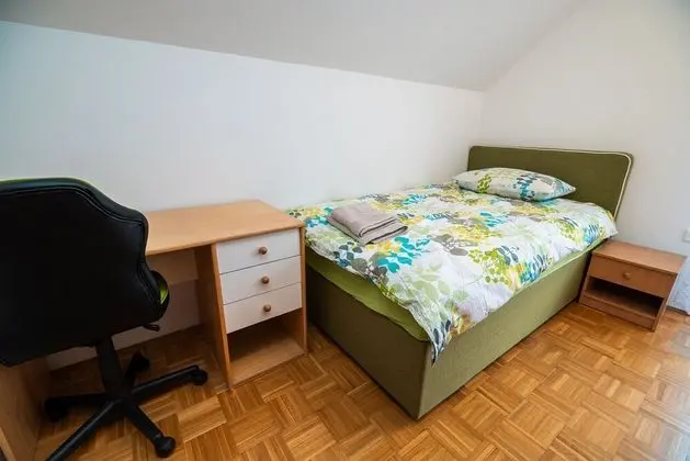 Apart Daire (Three Bedroom Apartment 3)