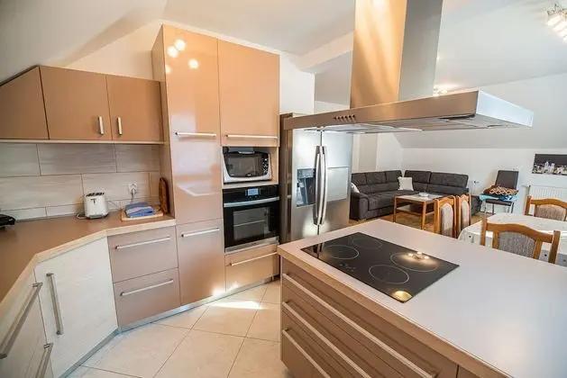 Apart Daire (Three Bedroom Apartment 3)