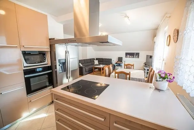 Apart Daire (Three Bedroom Apartment 3)