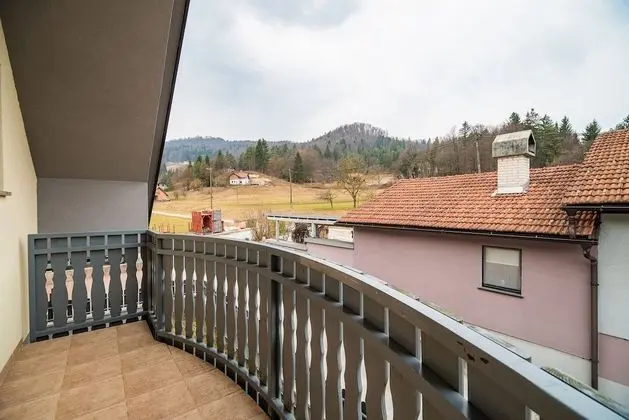 Apart Daire (Three Bedroom Apartment 3)