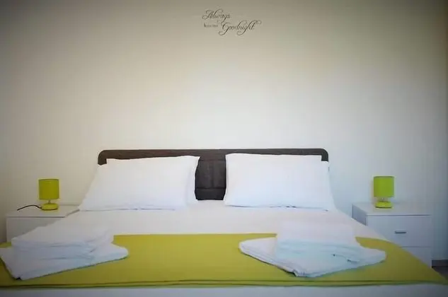 Apart Daire, 1 Çift Kişilik Yatak ve Çekyat