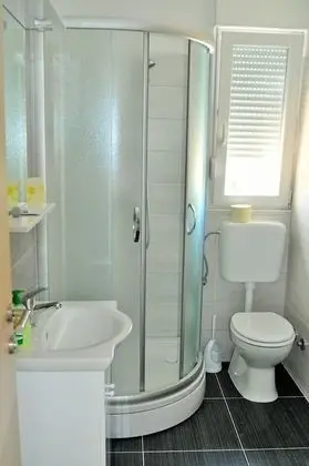 Apart Daire, 1 Çift Kişilik Yatak ve Çekyat