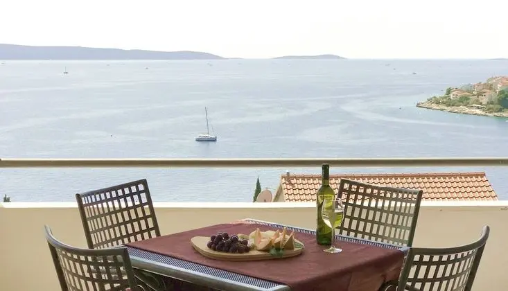 Apart Daire, 2 Yatak Odası, Koy Manzaralı (8)