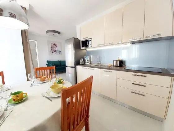 Standard Apart Daire, 2 Yatak Odası, Koy Manzaralı (7)