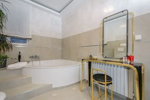 Comfort Tek Büyük Yataklı Oda, Balkon, Deniz Manzaralı
