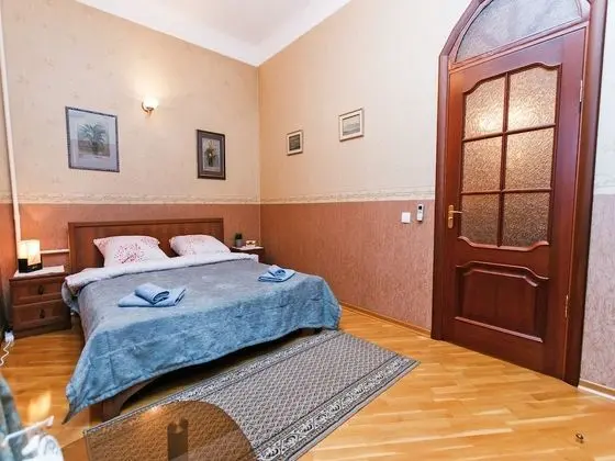 Apart Daire, Birden Çok Yatak, Sigara İçilmez, Şehir Manzaralı