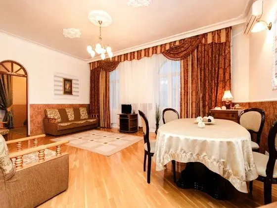 Apart Daire, Birden Çok Yatak, Sigara İçilmez, Şehir Manzaralı