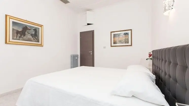 Classic Tek Büyük Yataklı Oda, 1 Yatak Odası, Ortak Banyo, Kule